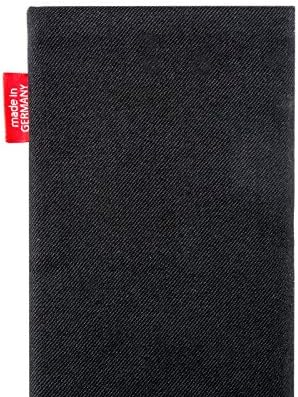 Huawei NOVA için fitBAG Rave Siyah Özel Özel Kılıf. Ekran Temizliği için Entegre Mikrofiber Astarlı İnce Takım Elbise Kumaş Kılıfı