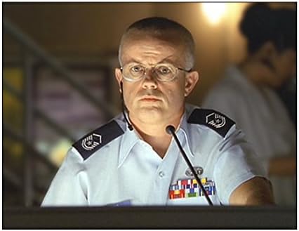 Stargate SG-1'de Çavuş Walter Harriman olarak Gary Jones Oturan Dudaklar Ciddi Görünümlü 8 x 10 İnç Fotoğraf